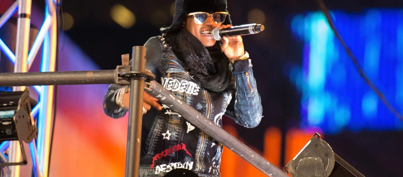 Πασίγνωστος ράπερ κατηγορείται για τη δολοφονία του ξάδερφού του!